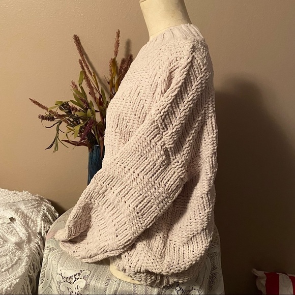 POL Cream Chevron knit Sweater small - Picture 2 of 12